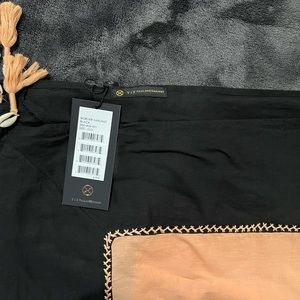 Black border Sarong VIX Paula Hermanny